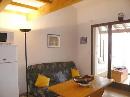 Nyaraló Les Amandines-3 By Interhome Gruissan
