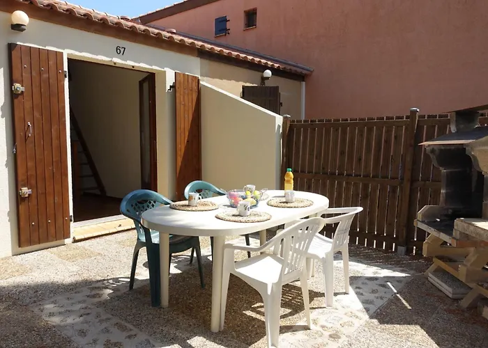 Holiday home Les Amandines-3 By Interhome