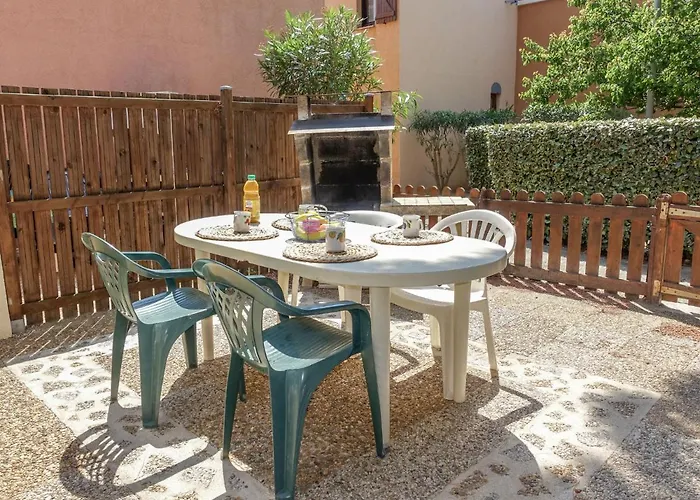 Vakantiehuis Les Amandines-3 By Interhome Gruissan